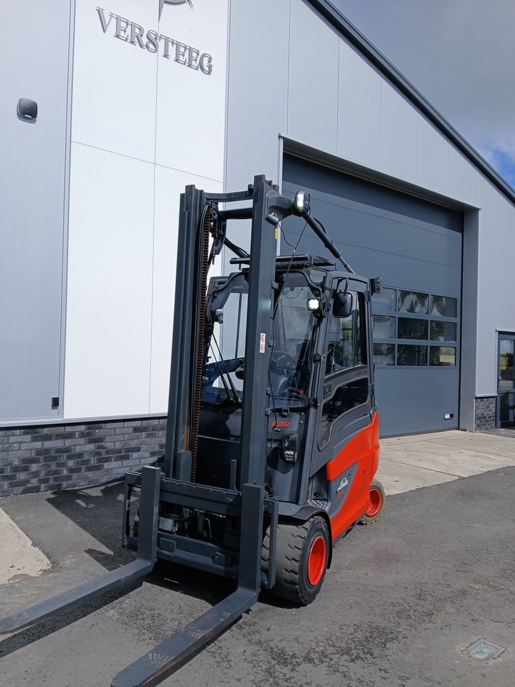 Linde E30HL-01/600