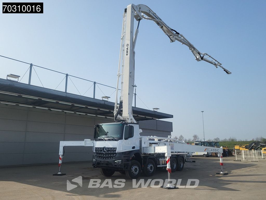 Mercedes Arocs Arocs 3746 8X4 NEW! 43 meter CIFA K43C-PU17080 Steelsuspension Big-Axle Euro 6