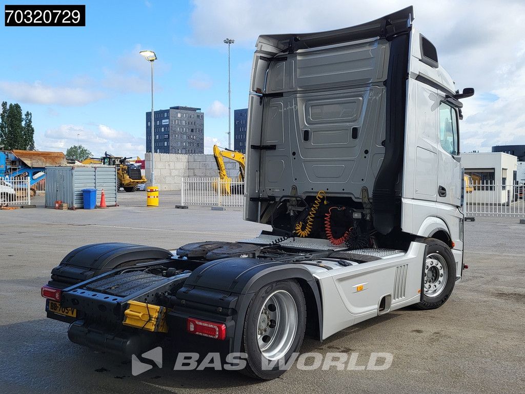 Mercedes Actros Actros 1846 4X2 Streamspace Mega Retarder 2xTanks Standklima