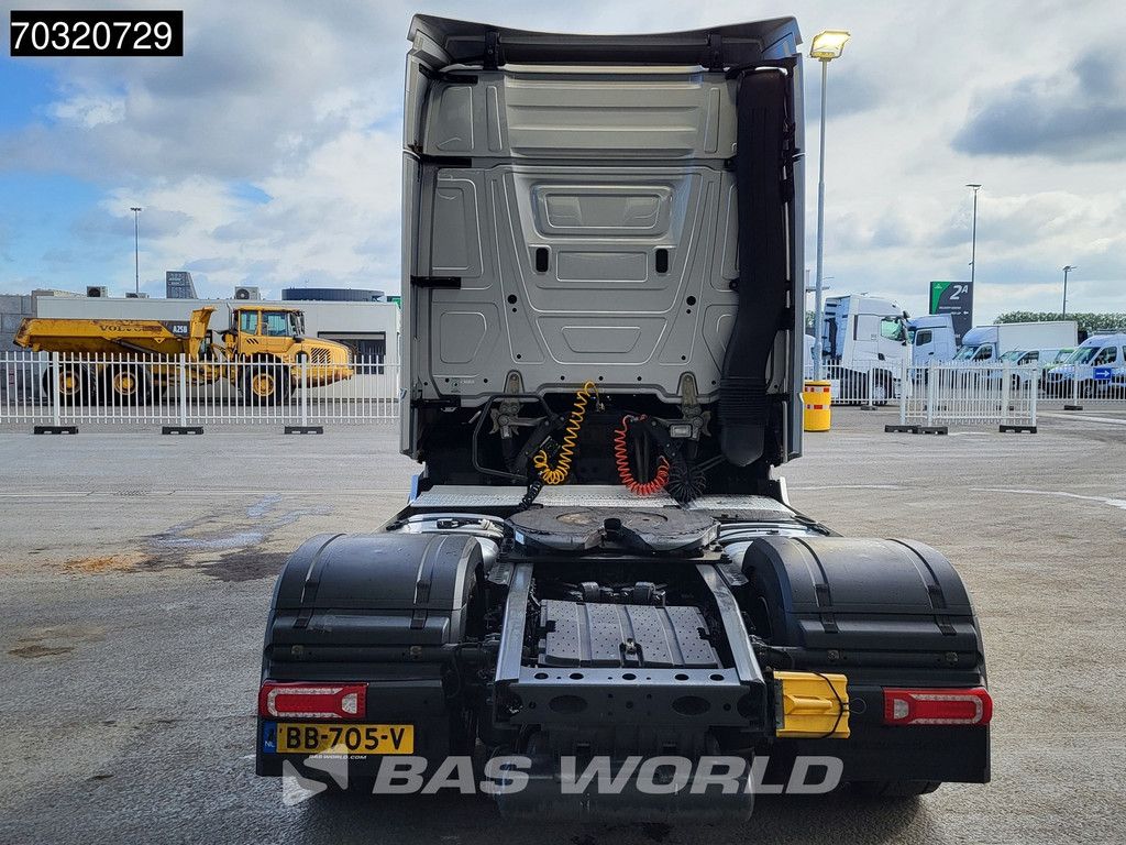 Mercedes Actros Actros 1846 4X2 Streamspace Mega Retarder 2xTanks Standklima
