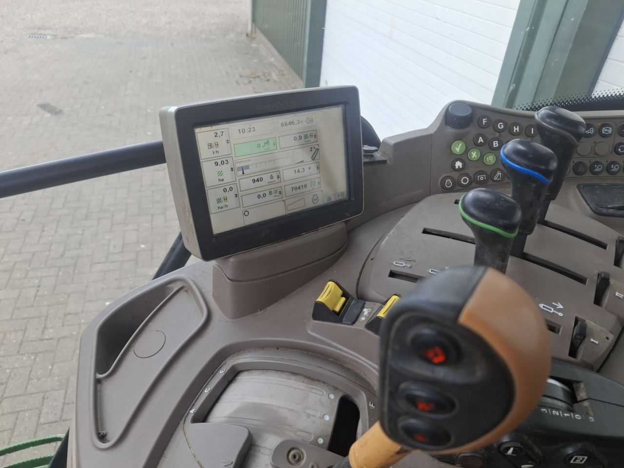 John Deere 6115R PQ