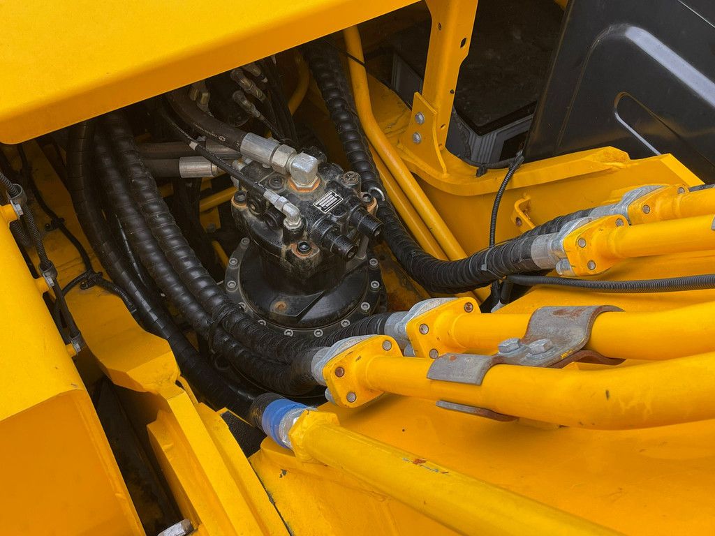 JCB 205 Hydraulic Excavator - Export Model