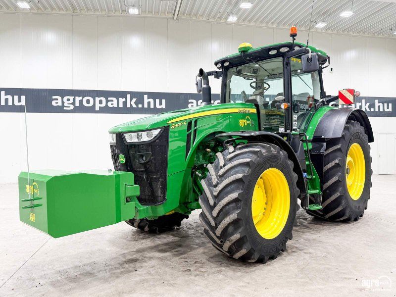 John Deere 8400R e23 Powershift 50 km/h, axle suspension, cab suspension, S