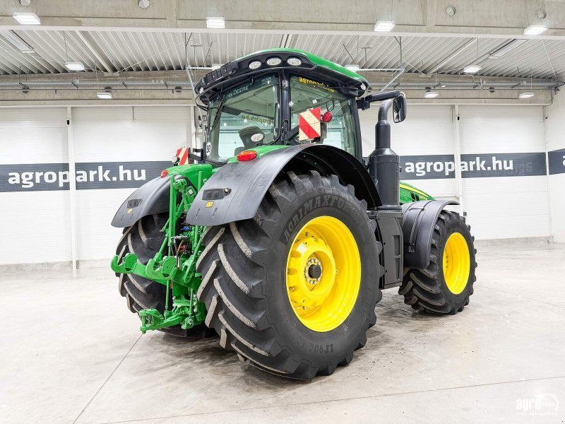 John Deere 8400R e23 Powershift 50 km/h, axle suspension, cab suspension, S
