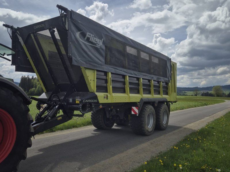 Claas Cargos 750