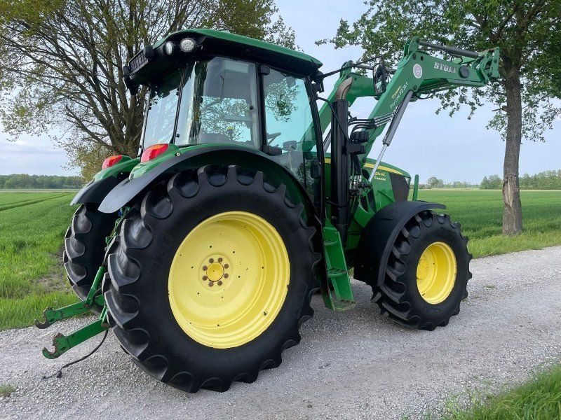 John Deere 6110MC