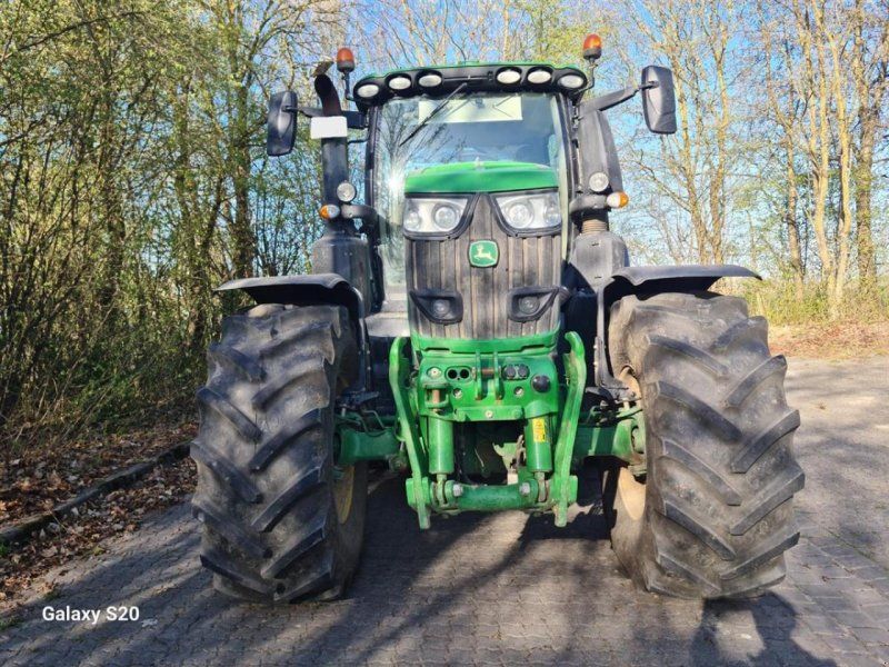 John Deere 6230R