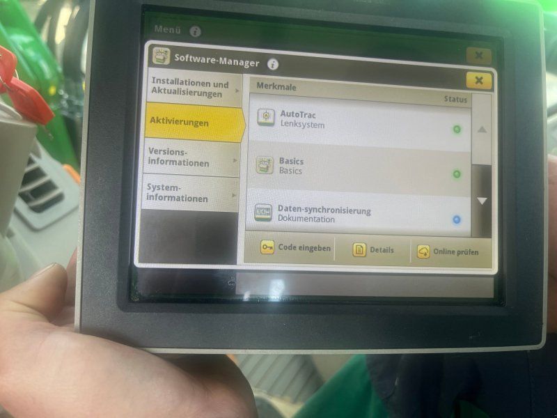John Deere Display 4240 mit AutoTrac Aktivierung