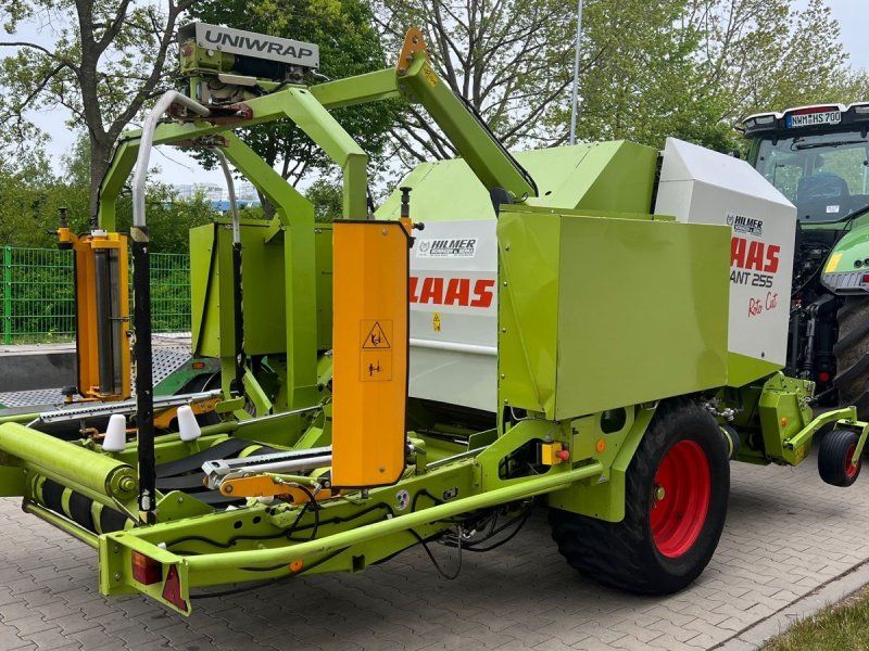 Claas Rollant 255 UniWrap