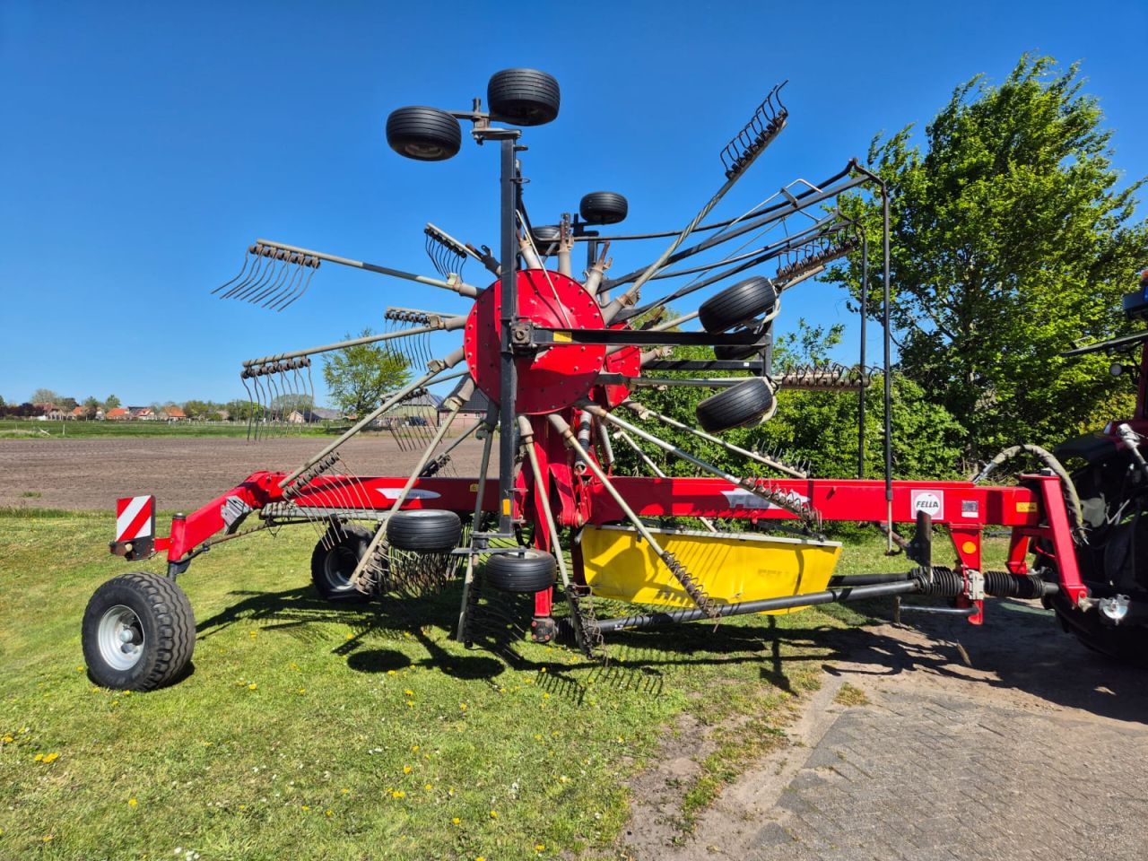 Fella TS10065