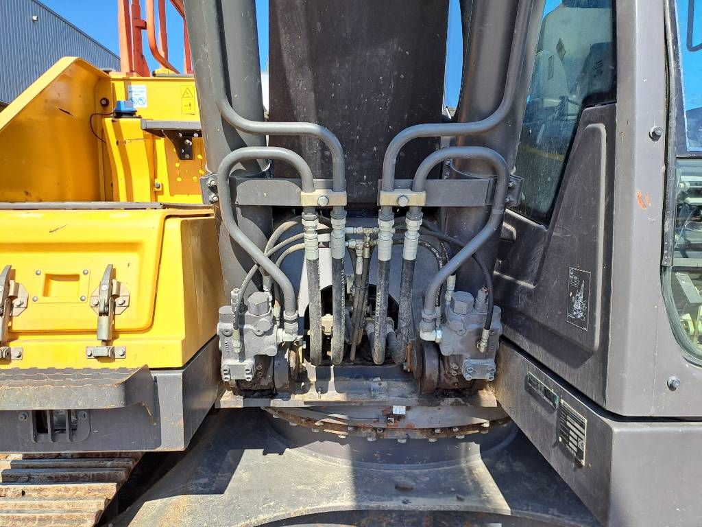 Volvo EC220EL