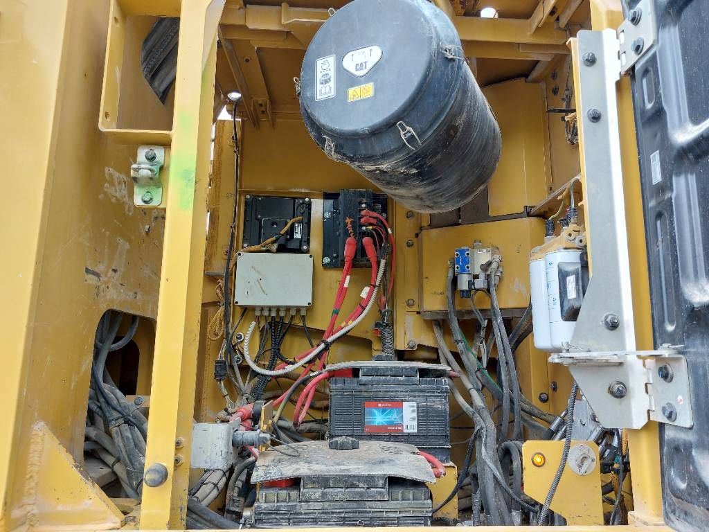 CAT 352FLXE MHD (17m demolition)