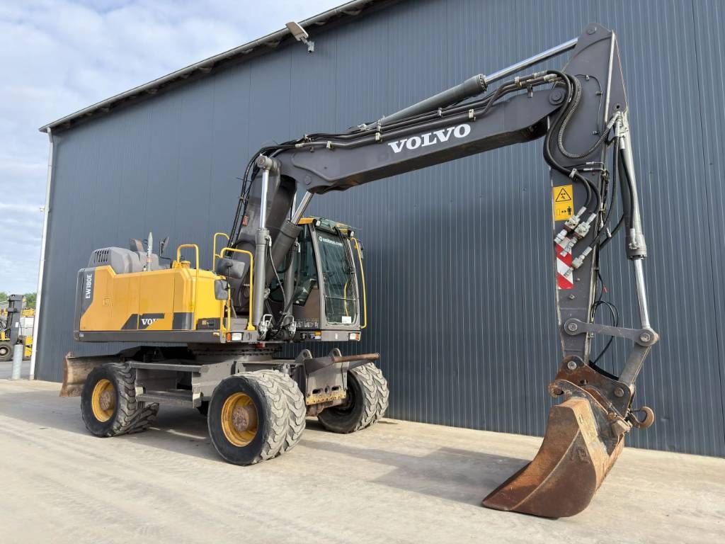 Volvo EW180E