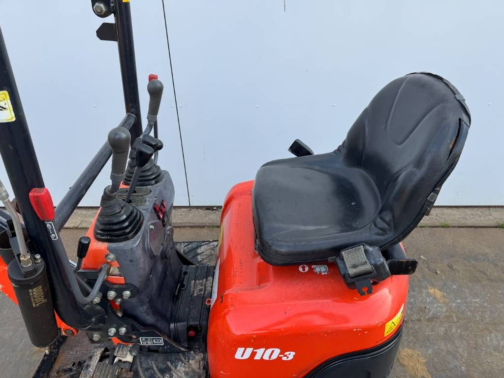 Kubota U10-3 - Hydr. Undercarriage / Hammer Lines