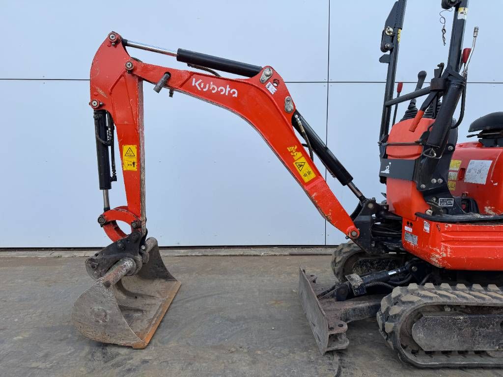 Kubota U10-3 - Hydr. Undercarriage / Hammer Lines