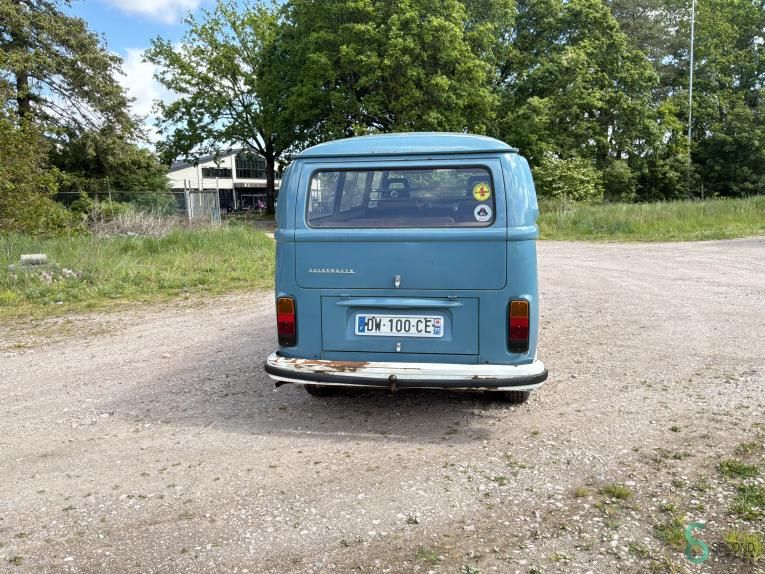 Car's Volkswagen T2 1975