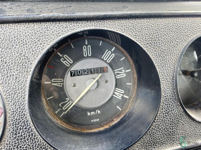 Car's Volkswagen T2 1975
