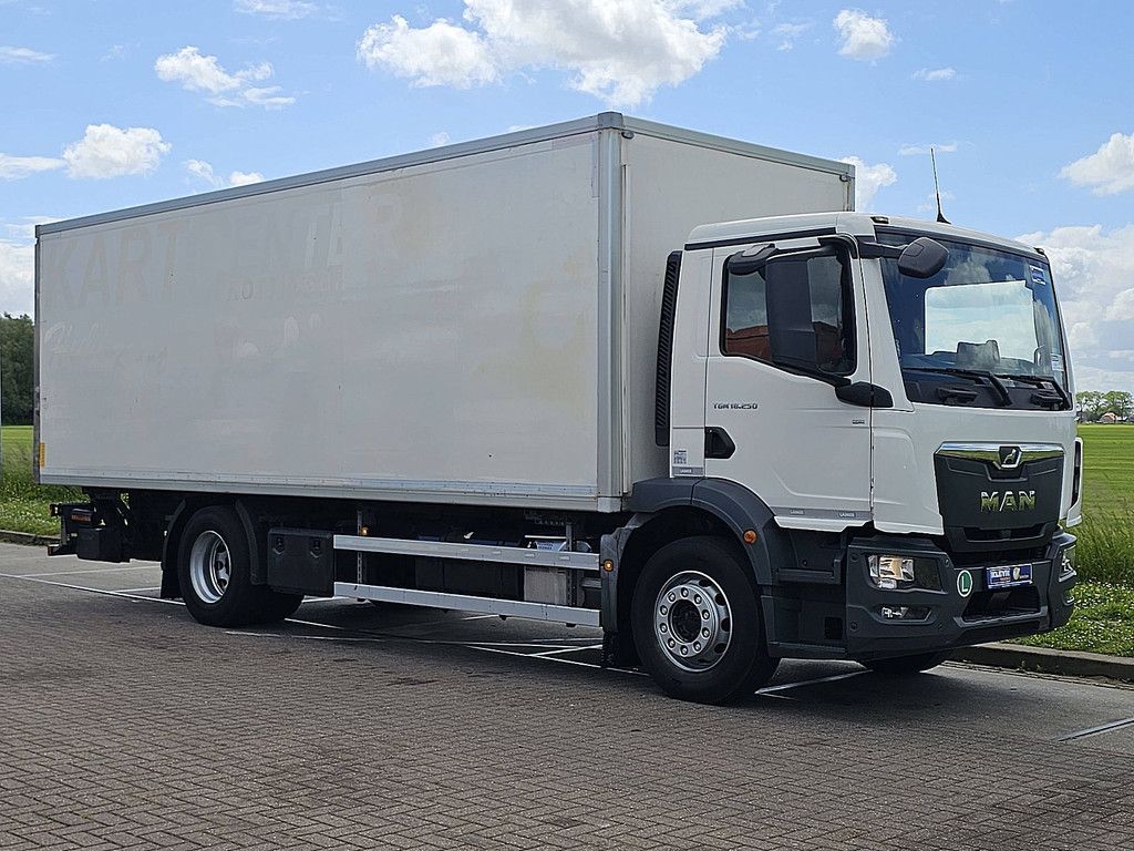 M.A.N. 18.250 TGM