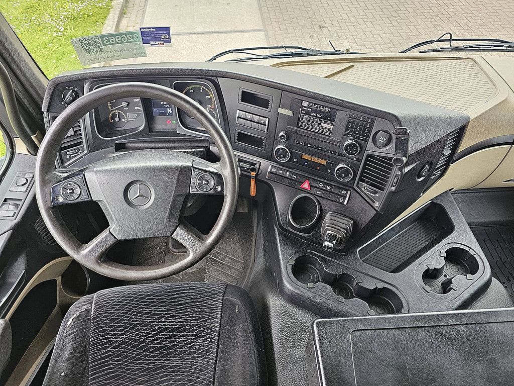 MERCEDES-BENZ ACTROS 1843
