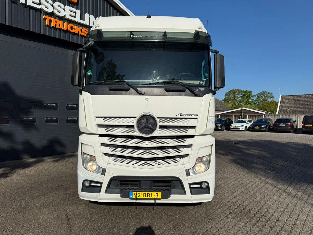 Mercedes-Benz Actros 1842 4x2 Bigspace 2x tank 2 Bedden Koelkast NL Truck