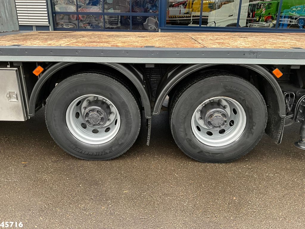 Volvo FH 400 8x4 Fassi 80 Tonmeter laadkraan