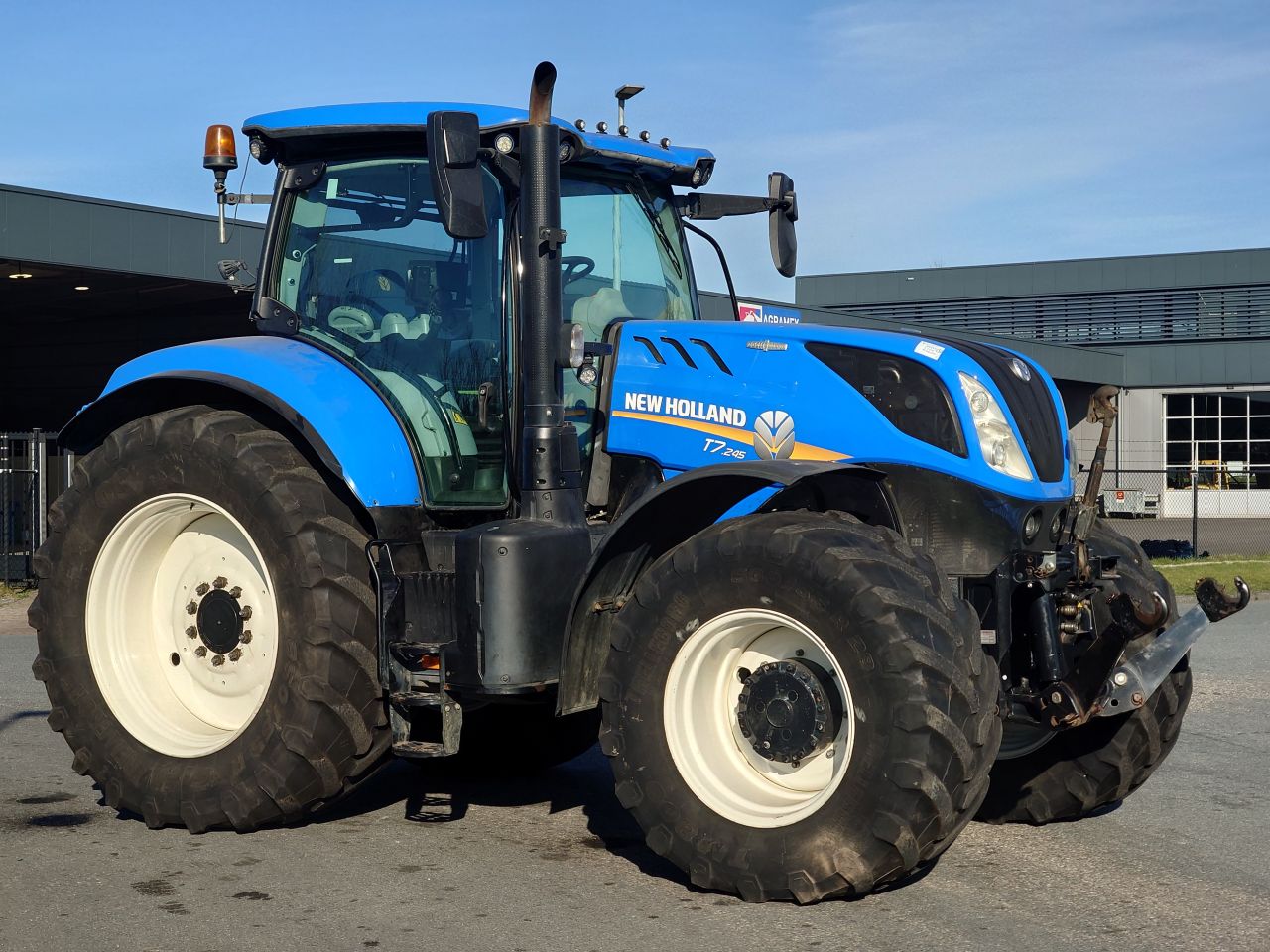 New Holland T7.245 Autocommand StageV 40km/h Eco