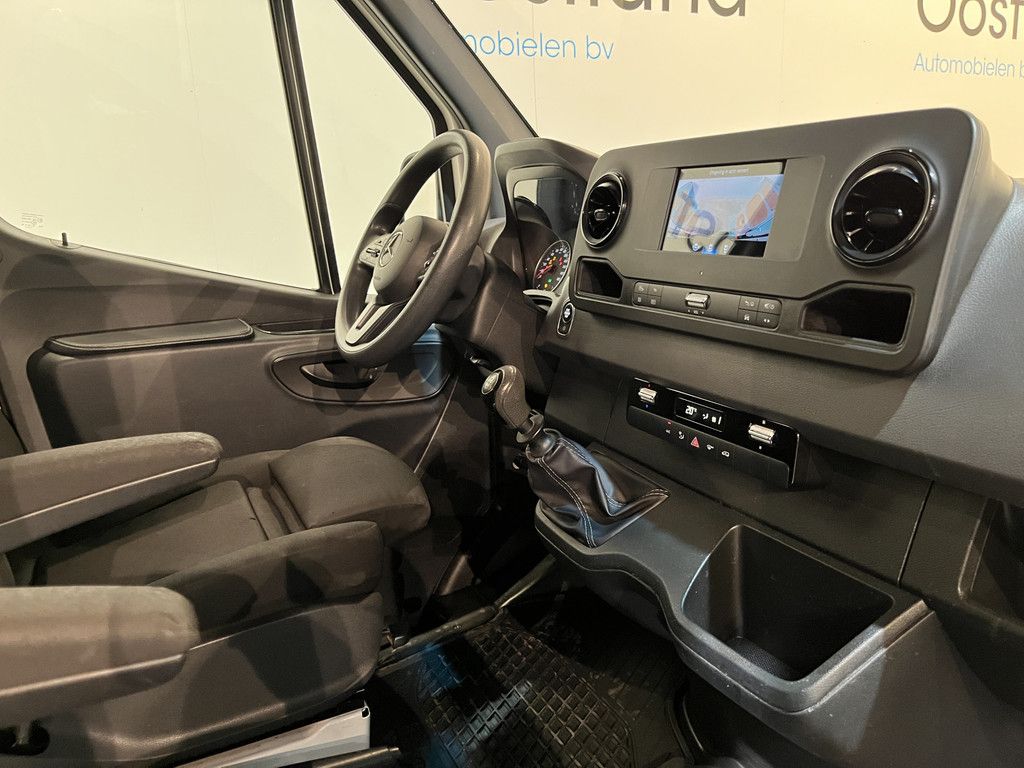 Mercedes-Benz Sprinter 316 CDI L3H2 RWD DC Dubbel Cabine / Trekhaak 3.500 KG / Airco / Cruise Control / CarPlay / Camera / Navigatie / 63.500 KM !!