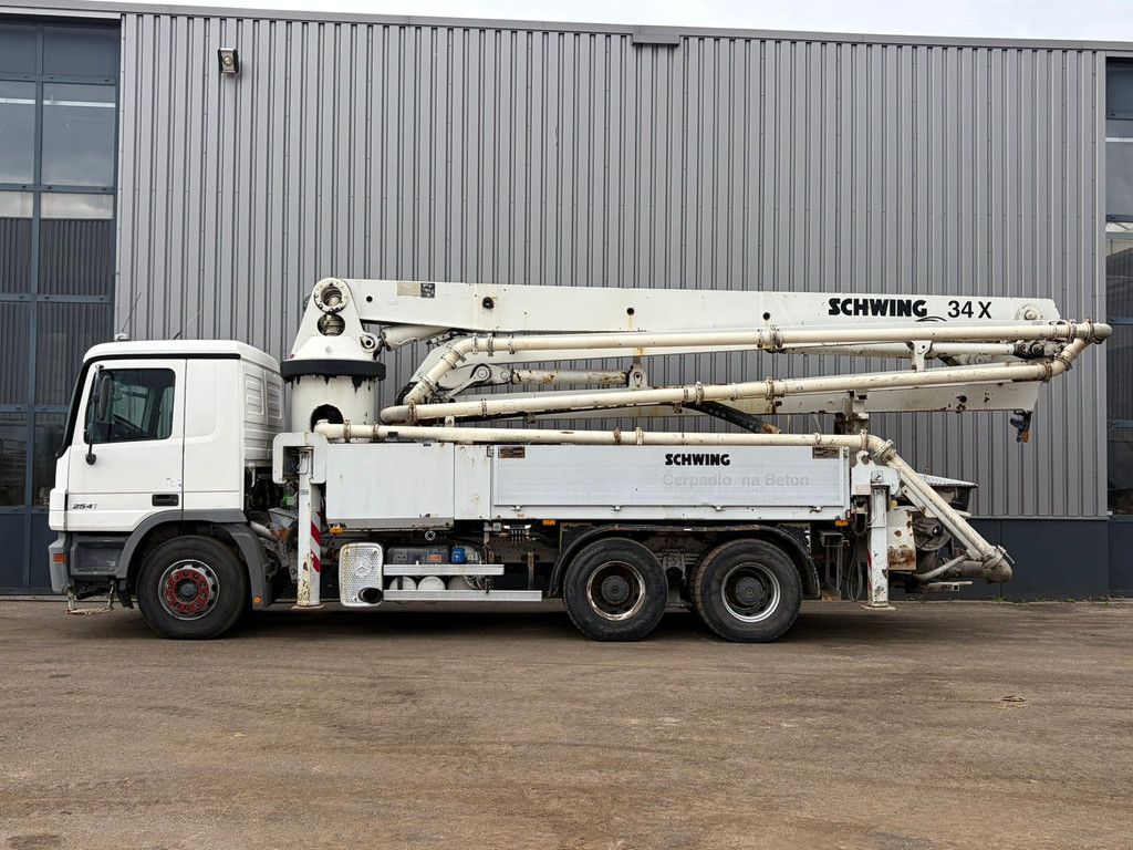 MercedesBenz 2641 Concrete Pump