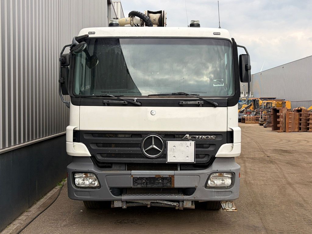 MercedesBenz 2641 Concrete Pump