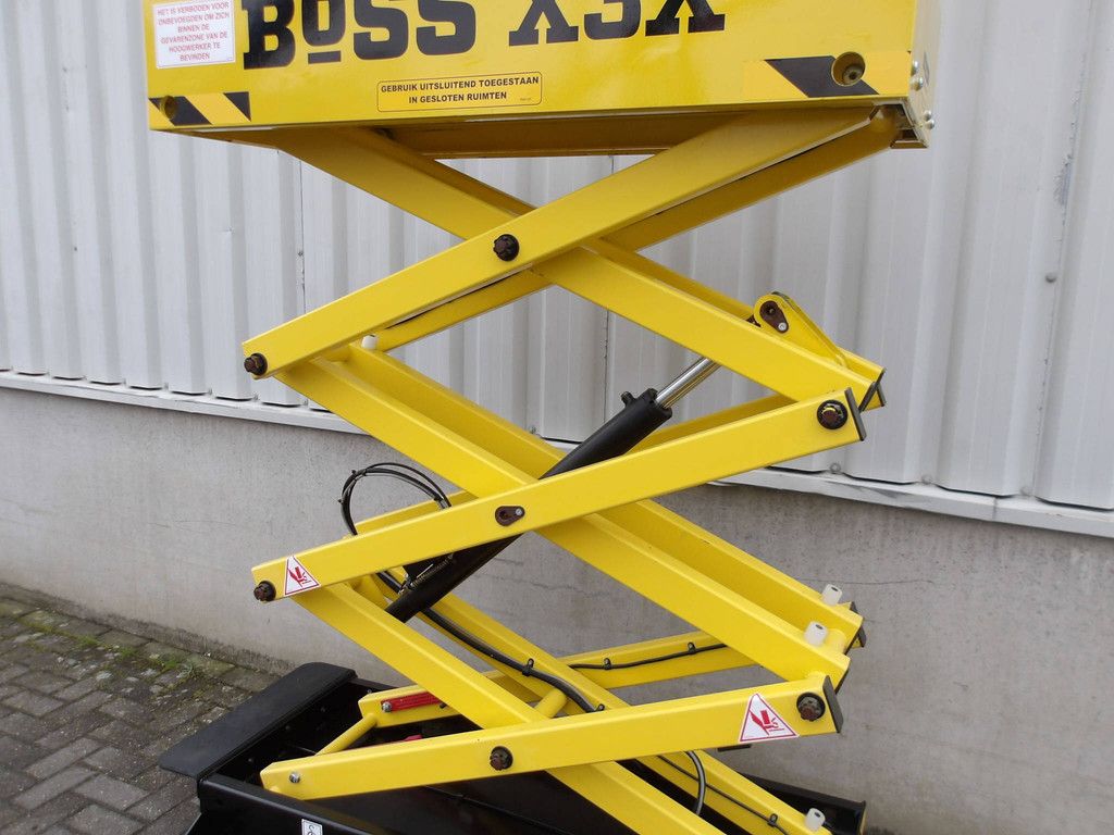 Boss X3X Scissor Lift 5.20m Electric 2021