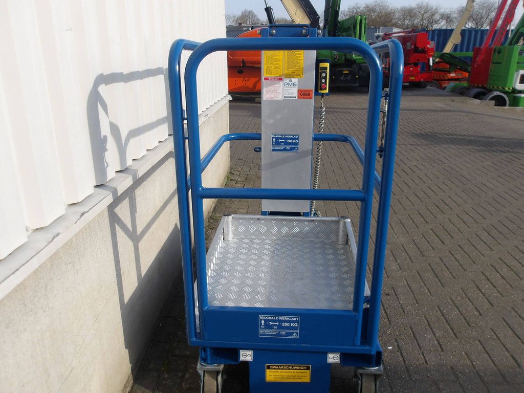 Power Tower Nano 4.5m Electric Mast Lift 2019
