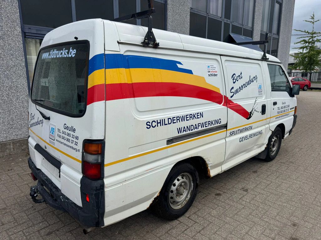 Mitsubishi L 300 **LONG CHASSIS-2X SLIDINGDOOR**