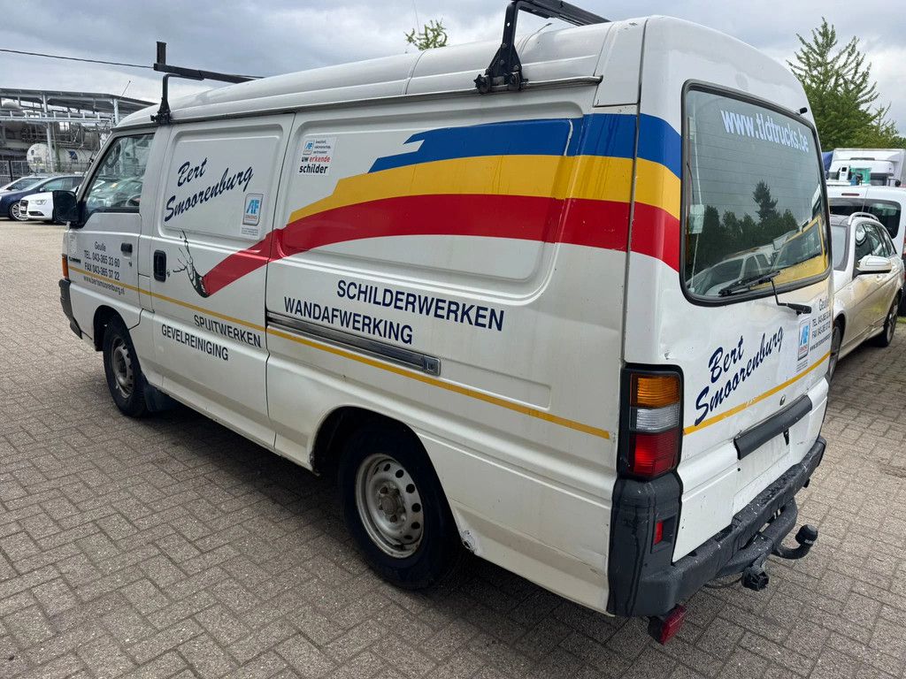 Mitsubishi L 300 **LONG CHASSIS-2X SLIDINGDOOR**