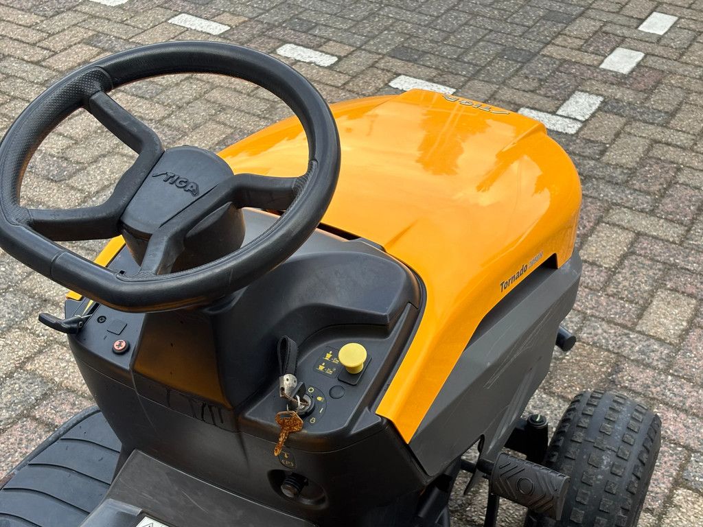 Stiga Gebruikte 2098h Zitmaaier 98cm mulch hydrost