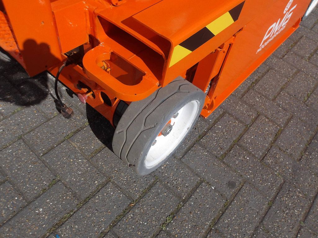 Schaarhoogwerker SkyJack SJ3219 7.81m Elektrisch 2016
