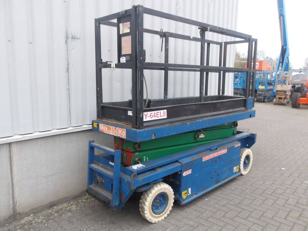 Schaarhoogwerker Holland Lift Monostar Y-64EL8 8.40m Elektrisch 2003