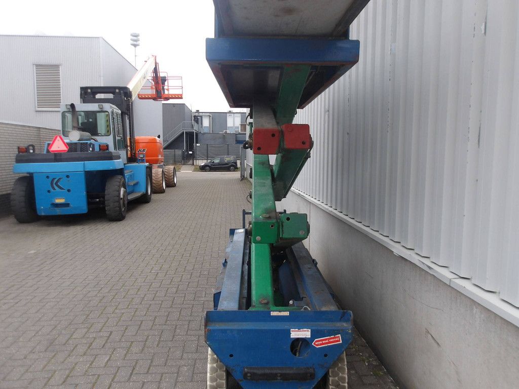 Schaarhoogwerker Holland Lift Monostar Y-64EL8 8.40m Elektrisch 2003