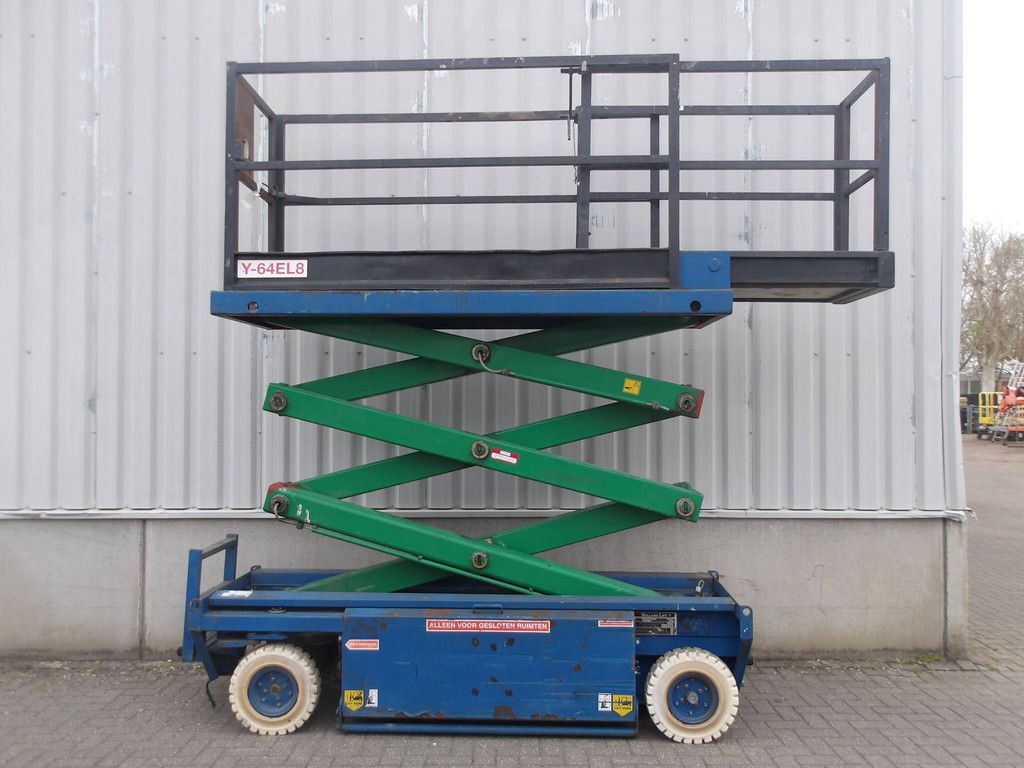Schaarhoogwerker Holland Lift Monostar Y-64EL8 8.40m Elektrisch 2003
