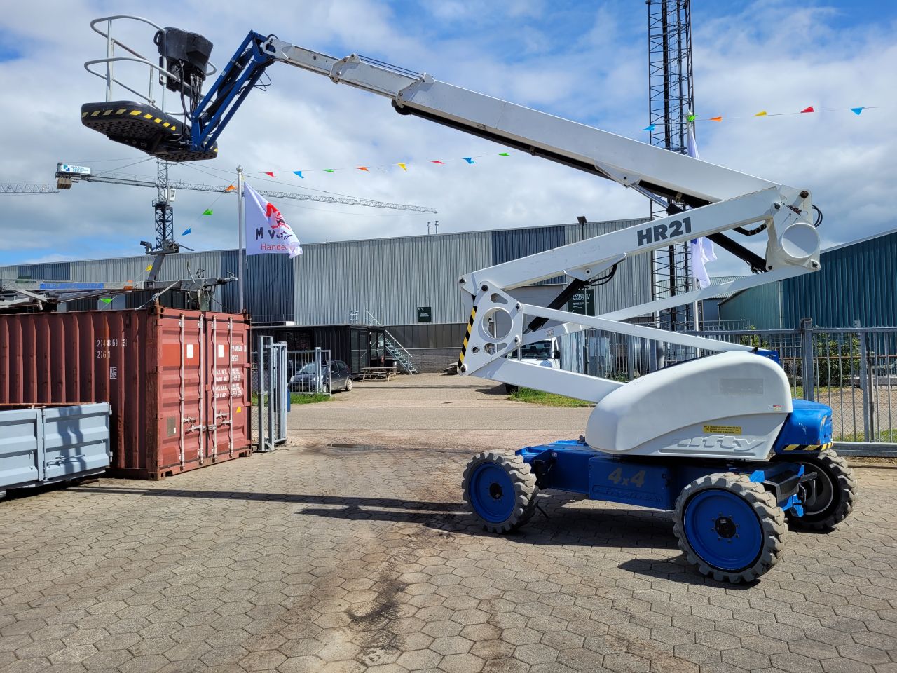 Nifty HR 21 4x4 hoogwerker 21m!!!