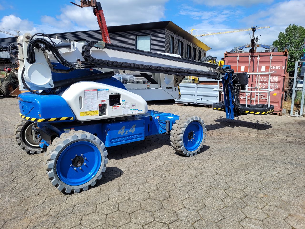 Nifty HR 21 4x4 hoogwerker 21m!!!
