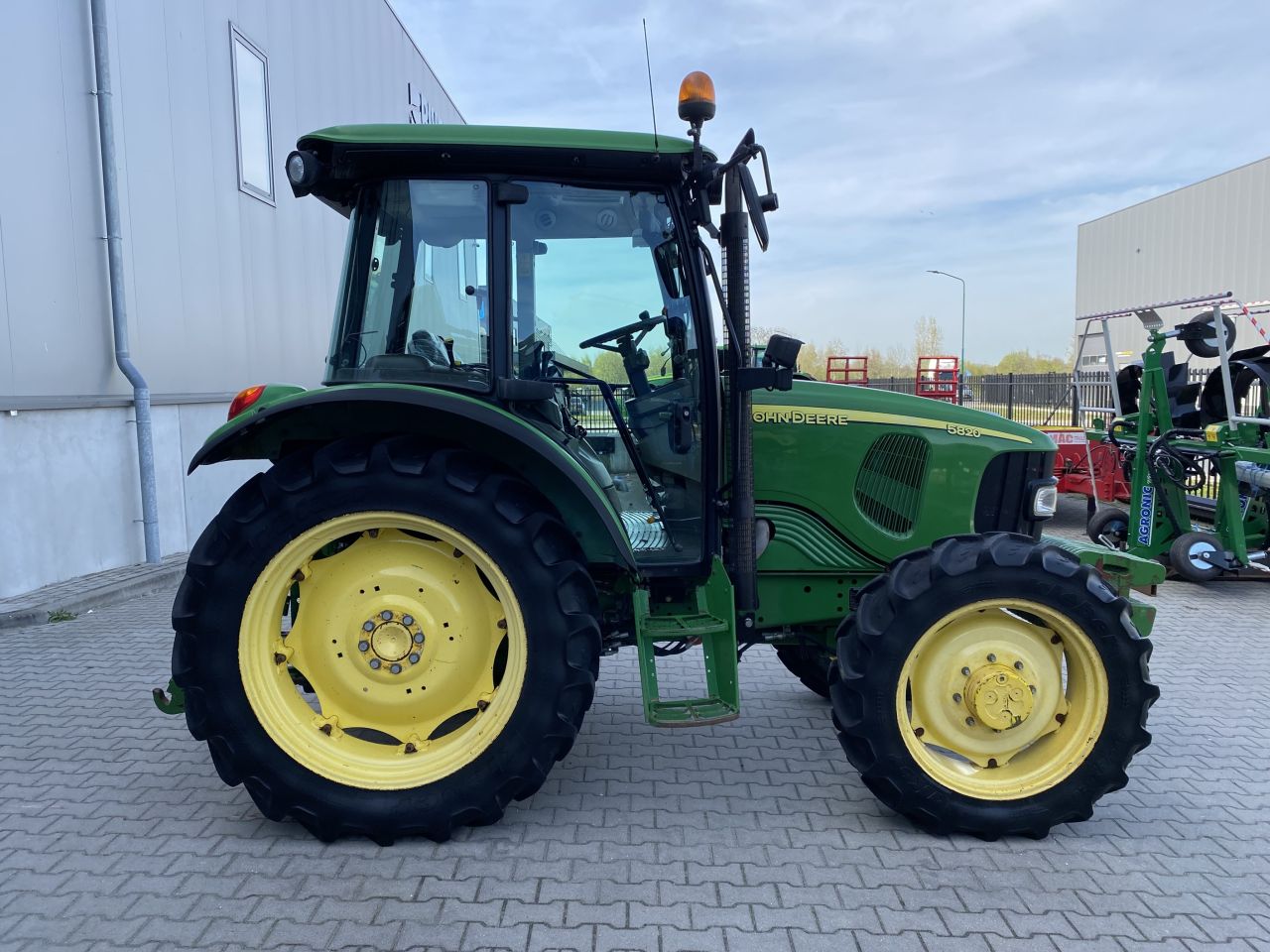 John Deere 5820 Cultuurwielen