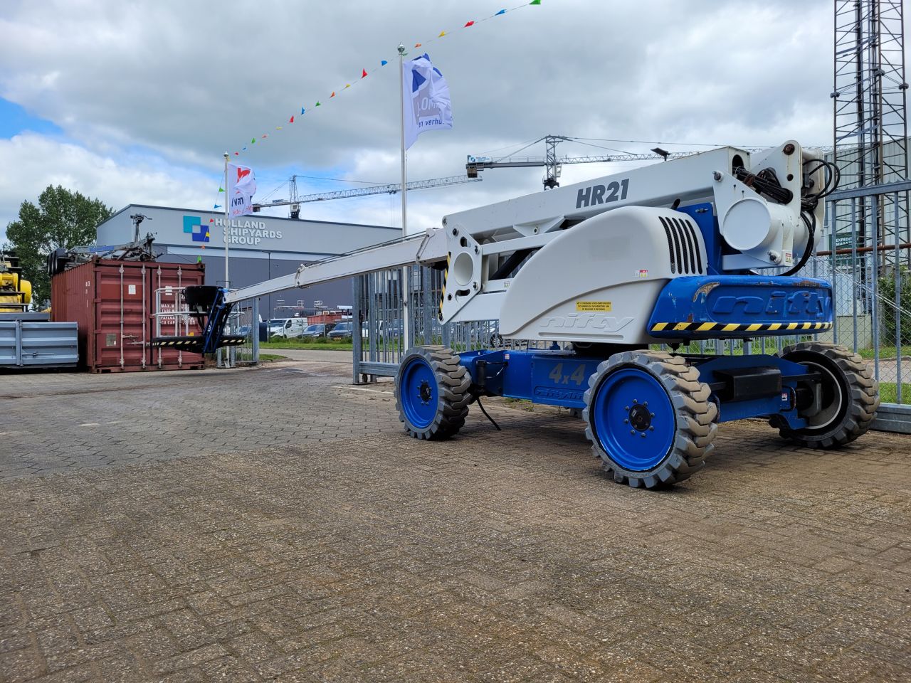 Nifty HR 21 4x4 hoogwerker 21m!!!
