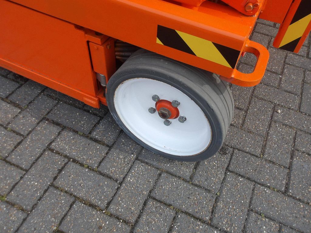 Skyjack SJ4626 Scissor Lift 9.92m Electric 2016 on Vlemmix Transport Trailer