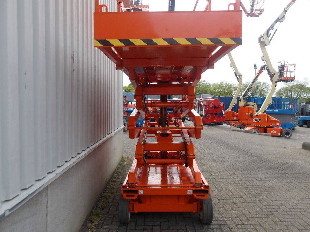 Skyjack SJ4626 Scissor Lift 9.92m Electric 2016 on Vlemmix Transport Trailer