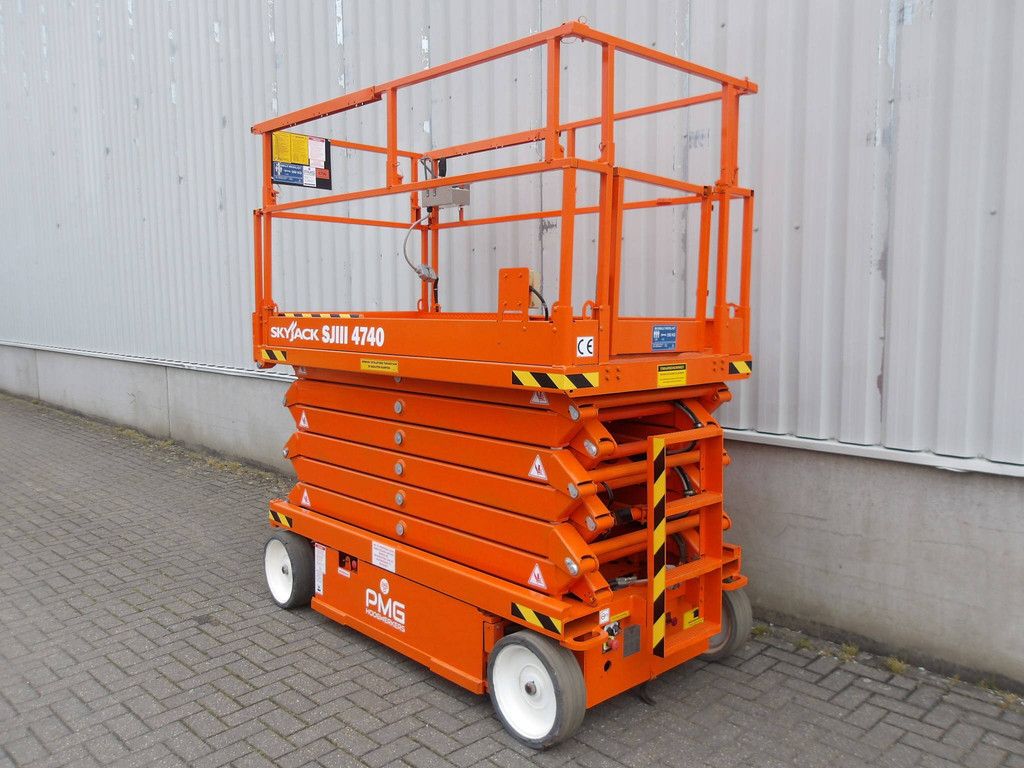 Skyjack SJ4740 Electric Scissor Lift 13.69m 2018