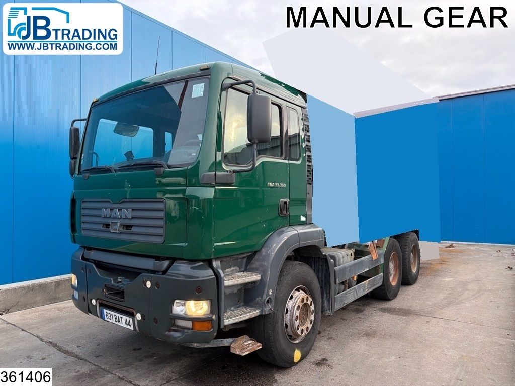 MAN TGA 33 360 6x4, Steel suspension