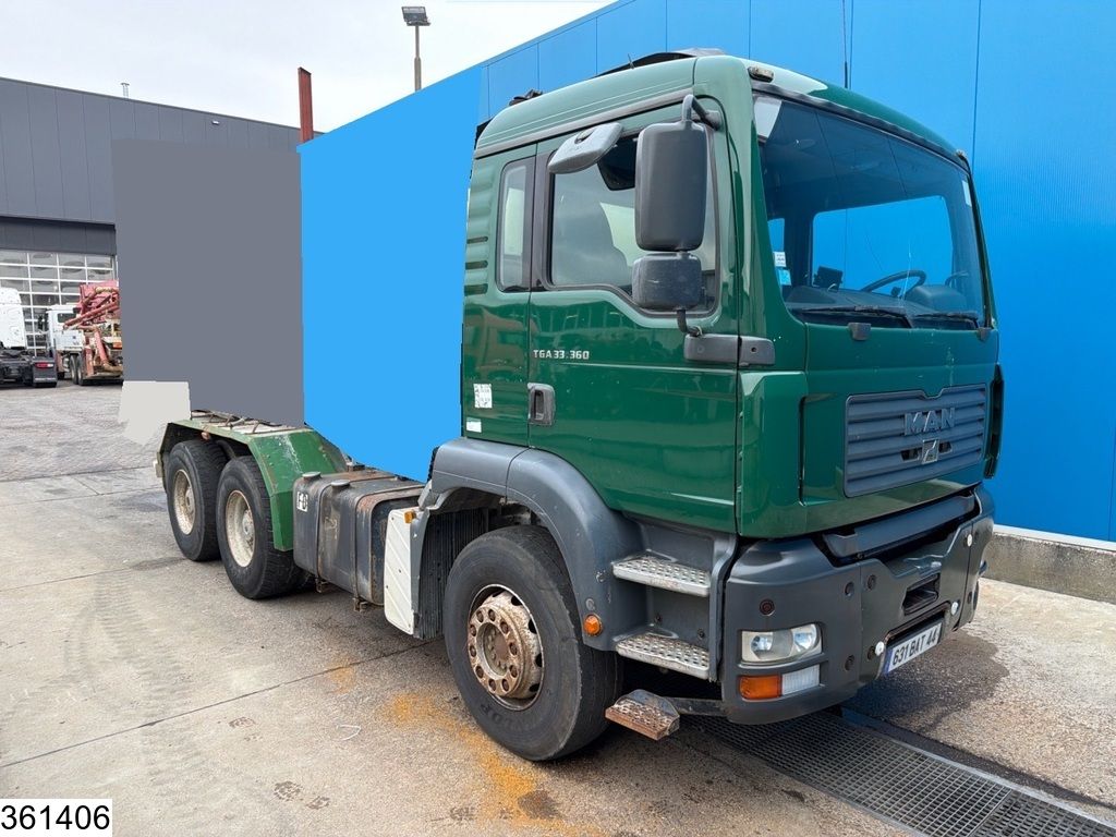 MAN TGA 33 360 6x4, Steel suspension