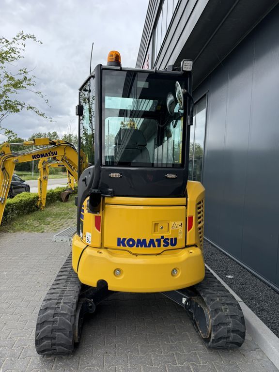 Komatsu PC35MR-5 + Kantelstuk CW05 (Airco) 2022