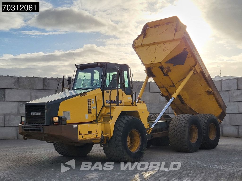 Komatsu HM300-2