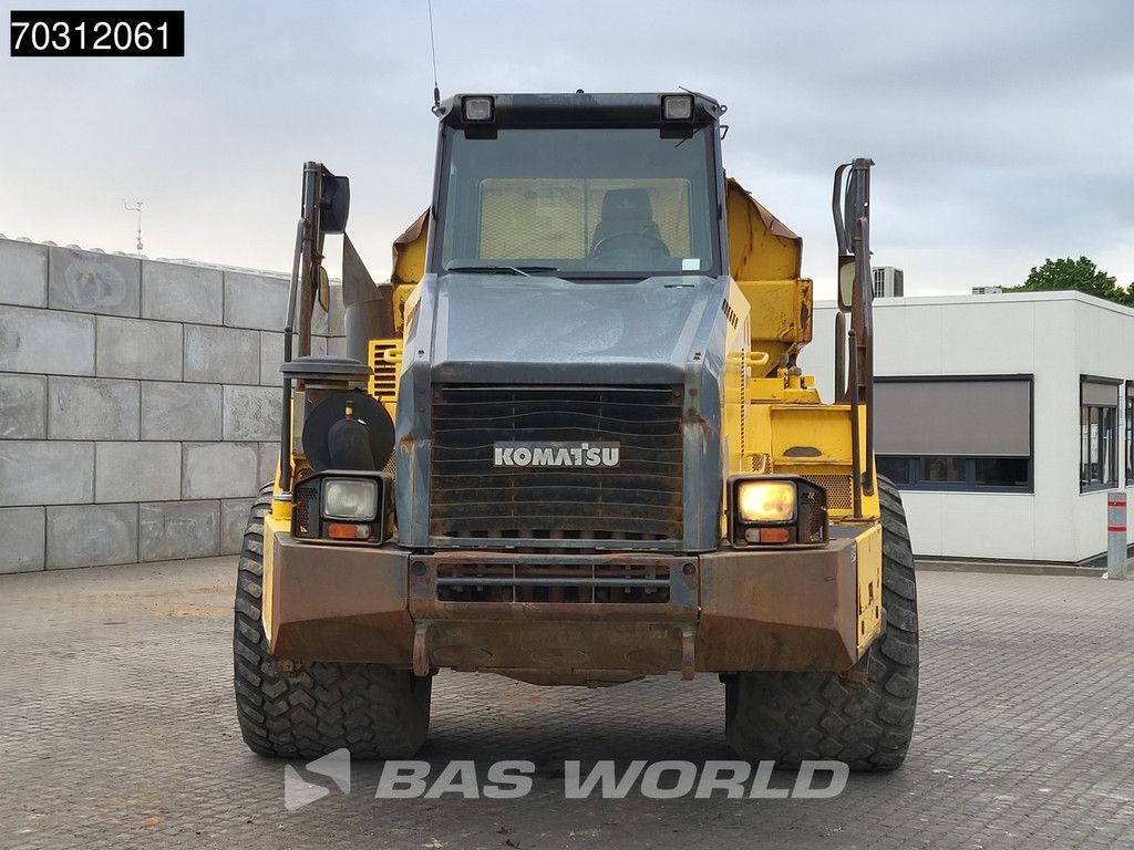 Komatsu HM300-2